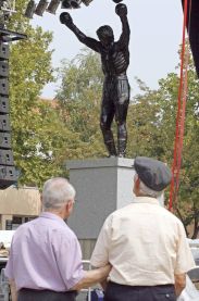 Rocky statue in town square, Zitiste, Serbia. (Reuters photo) Rocky statue in town square, Zitiste, Serbia. (Reuters photo)