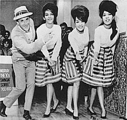 Early Ronettes shown here in a promotion with New York disc jockey, Murray the K, 1960s.