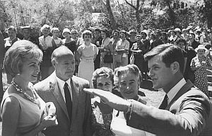 Actress Janet Leigh, left, listens to JFK campaign coordinator Edward M. Kennedy, far right, at rally for his brother at Janet Leigh’s home, Sept 1960. Actress Janet Leigh, left, listens to JFK campaign coordinator Edward M. Kennedy, far right, at rally for his brother at Janet Leigh’s home, Sept 1960.