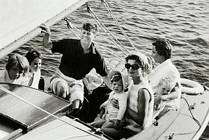 Aug 21, 1959: JFK with family sailing off Hyannis, MA.
