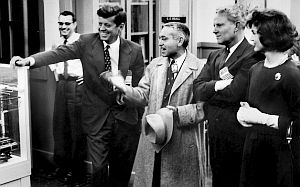 Feb 1959: JFK with Oak Ridge Nat’l Labs Director Alvin Weinberg, Sen. Al Gore Sr (D-TN), and wife Jacqueline Kennedy, Oak Ridge, TN.  DOE photo.