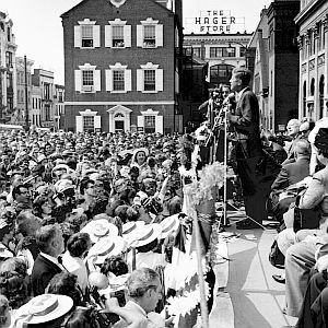 Sept 16th: Crowd fills Penn Square, Lancaster, PA, to hear JFK speak. He also stopped at nearby Columbia, PA, as well as Reading, York and Lebanon, PA that day.