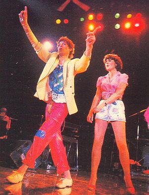 July 1978: Mick Jagger of the Rolling Stones and Linda Ronstadt performing “Tumbling Dice” in Tucson, AZ.