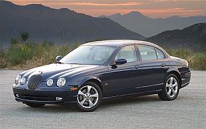 Jaguar S-Type, similar to the one used in 'Desert Rose' video.