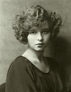 Clara Bow, 1921, among the early film stars signed by Paramount’s Adolph Zukor, an early booster of Hollywood’s ‘star system’.