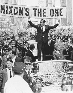 Nixon campaigning in Philadelphia, PA, on Chestnut Street, September 1968. (AP photo).
