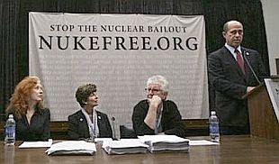 From left: Bonnie Raitt, Rep. Shelley Berkley (D-NV) & Graham Nash, with Rep. John Hall at news conference on Capitol Hill, Oct. 23, 2007, urging Congress not to approve federal loan guarantees for new nuclear power plants. Not shown, Jackson Browne.