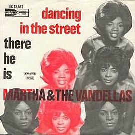 European record sleeve for 1964's ‘Dancing in the Street’ single. Click for digital single.