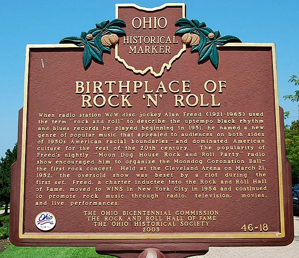 An Ohio Historical marker located just outside the Rock ’n Roll Hall of Fame in Cleveland,  commemorates Alan Freed’s contributions to rock ’n roll and also notes that he was a “charter inductee” at the Hall (1986).