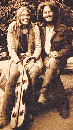 1970: Joni Mitchell with dulcimer and Cary Raditz on the island of Crete.