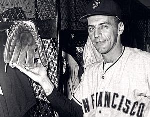 1967. Groat in his final season with the San Francisco Giants.